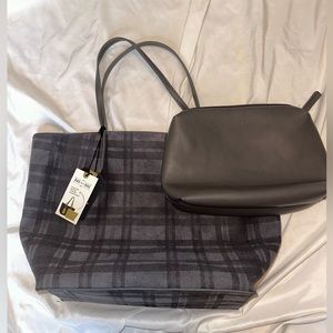 BRAND NEW TOTE BAG WITH TAGS (Never used)p